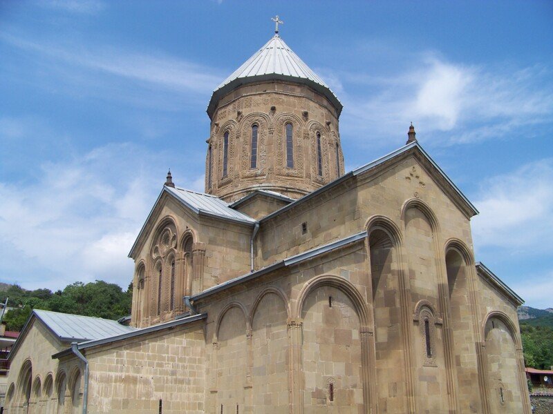 Мцхета и окрестности. От язычества к «Золотому веку» грузинской архитектуры